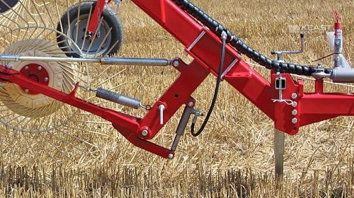 Farm King Easy Rakes Superstar | ERS-16 Model | Working width 32' | Horsepower 50 HP | For Tractors