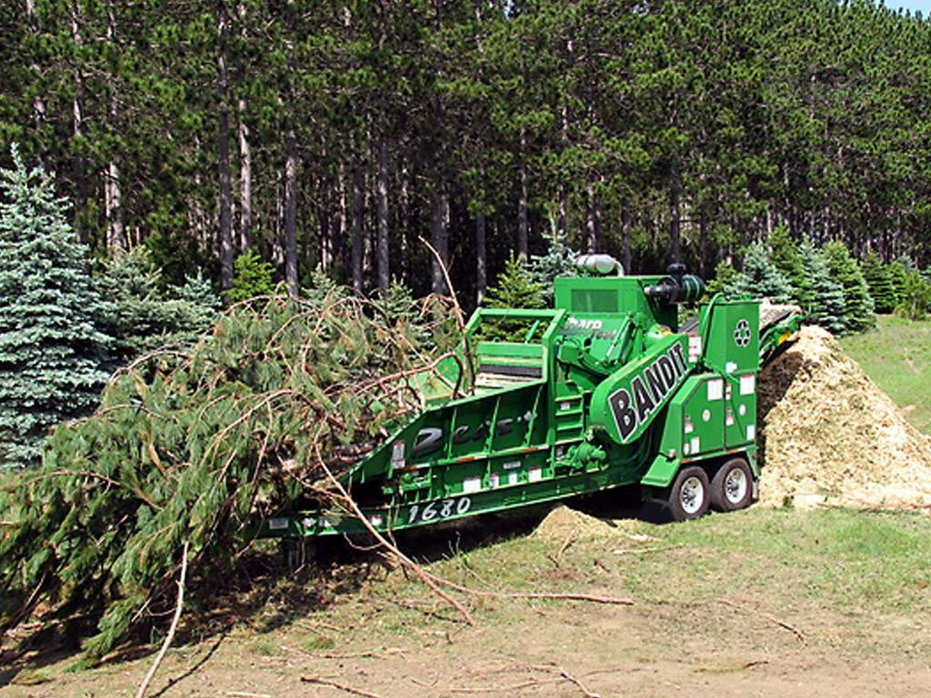 2024 BANDIT 2680XP BEAST RECYCLER | THE BEAST HORIZONTAL GRINDER — TRACK