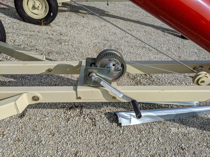 Farm King Conventional Auger | Model 831 | Tube Width 8" | Wheel track 6' 0" | Electric Horsepower 9 HP | For Tractors