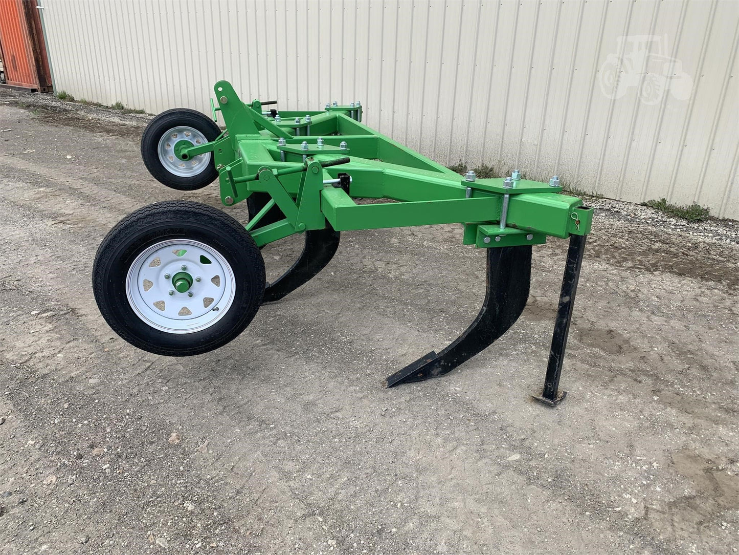 Industrias America 2024 Shank Ripper S05 5 with Gauge Wheels | 5 Shear | 3-Point Hitch For Tractor