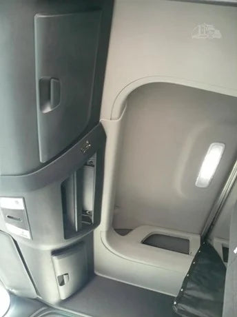 2024 Western Star Heavy Haul Truck | Model 49X | Detroit Engine DD15 Gen 5 | Horsepower 505 HP | USED