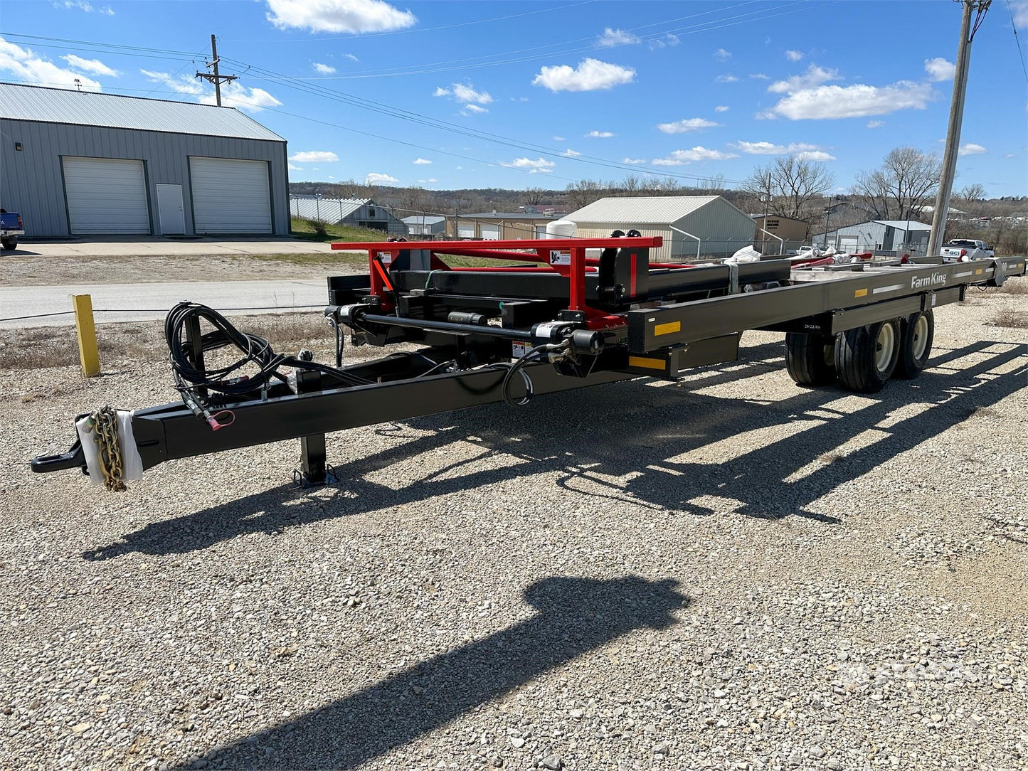 Farm King Round Bale Carrier | Model 2400 | Horsepower 80 HP | Maximum Speed 20 Mph | For Tractors