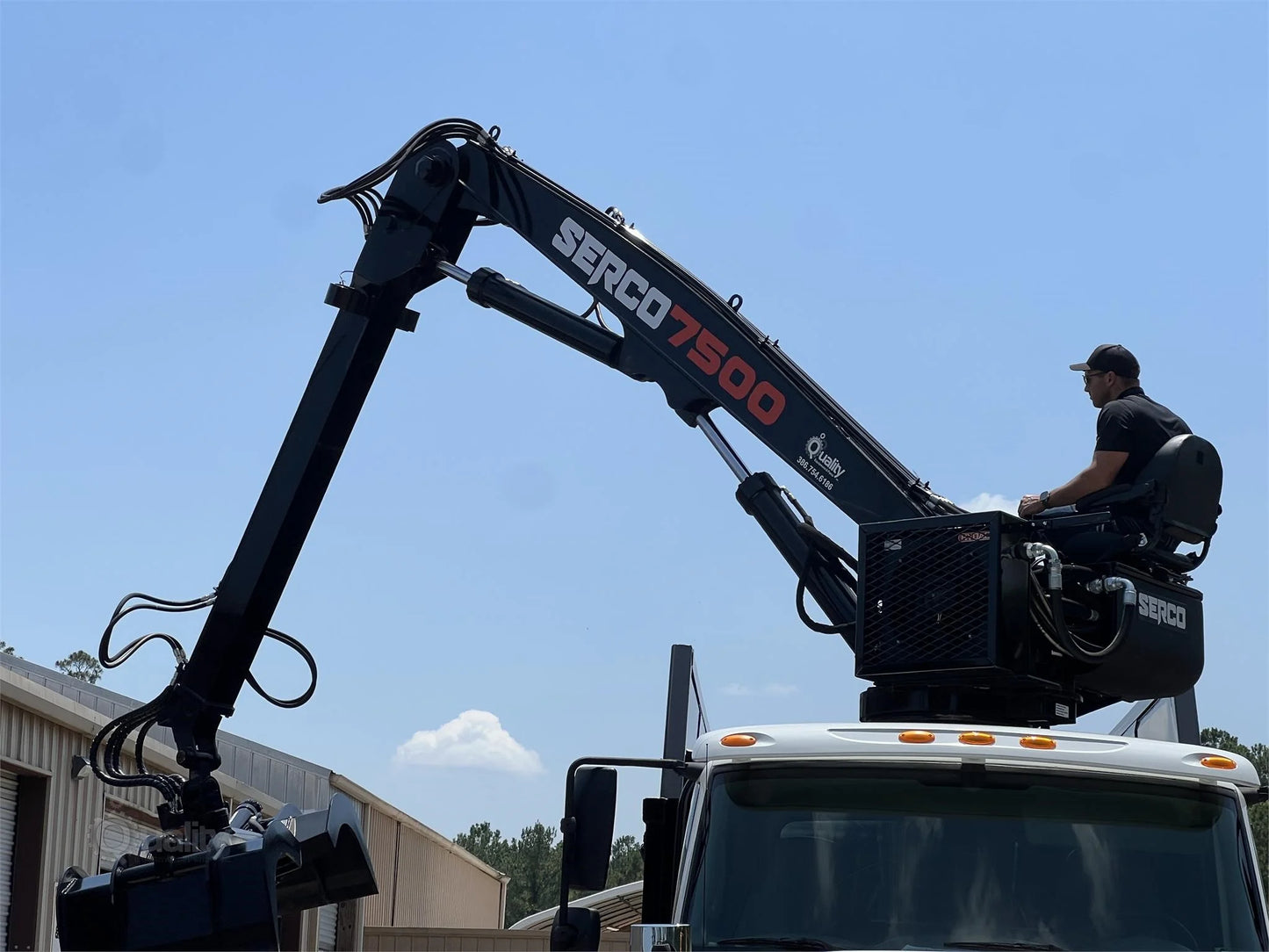 2023 SERCO 7500 MOUNTED ON 2023 INTERNATIONAL 7200 | TRUCK LOG LOADER