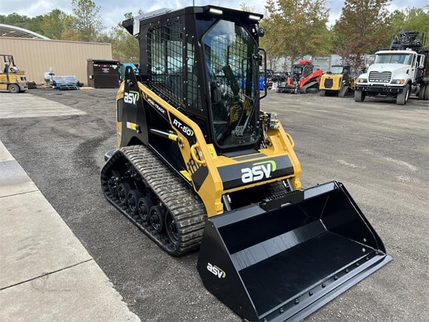 ASV Skid Steer With 60" Bucket | Model 2025 POSI-TRACK RT50 | 53 HP | 3,000 PSI | For Compact Equipment Applications
