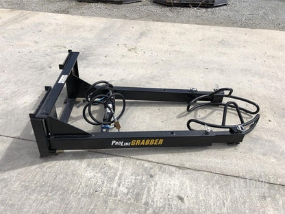 ProLine™ GRABBER Mini | Model 16/32 | Compact Tree Handling | Rootball Size Up to 32" | Oil Flow Range 8-15 GPM | Capacity 2000 lbs | For Mini Skid Steer