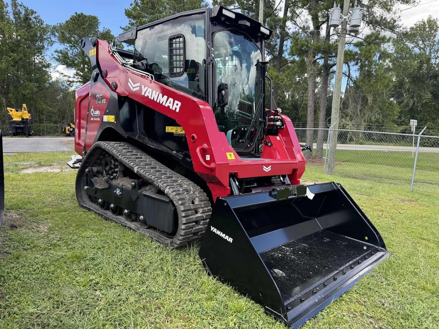 Yanmar Compact Track Loader | Model TL-75VS | Engine Horsepower 74 HP | Charging System 80 AMP Alternator