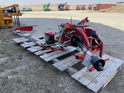 Farm King Hay and Forage Equipment | Model BFS-270H | Working Width 9' | Operating Range 90° To 45° | For Tractors