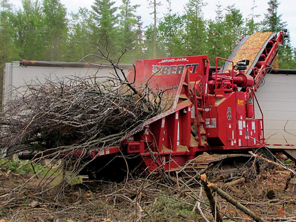 2024 BANDIT 3680XP BEAST RECYCLER | THE BEAST HORIZONTAL GRINDER — TOWABLE / TRACK