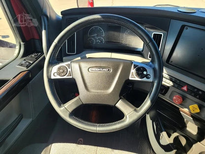 2020 Freightliner Cascadia 126 | Engine Detroit DD15 | Fuel Capacity 200 Gallon | Horsepower 505 HP | USED