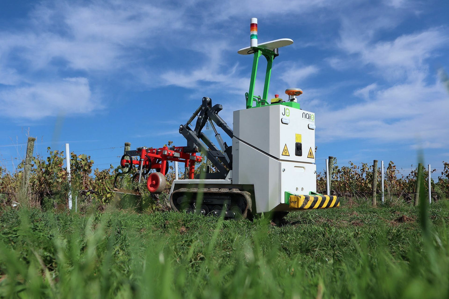 Naio Technologies Jo Autonomous Crawler for Narrow Vines | 100% Electric | GNSS RTK Guidance | Up to 8 Hours Autonomy