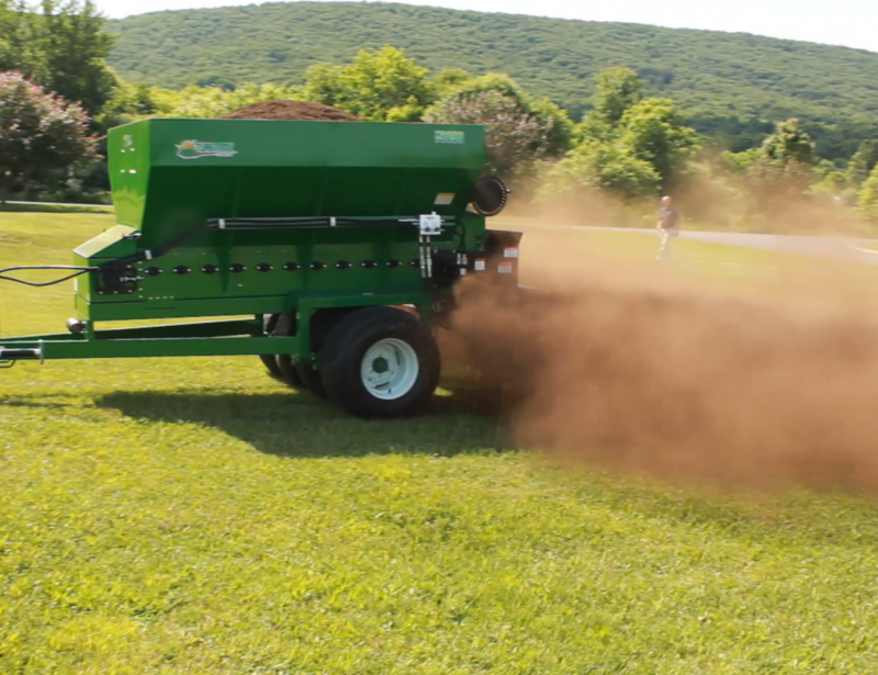 TurfTime Topdresser | Model TT-3000 Series | Hopper Capacity 5 - 6.5yds | 72" Top-31" Bottom Width | For Tractor