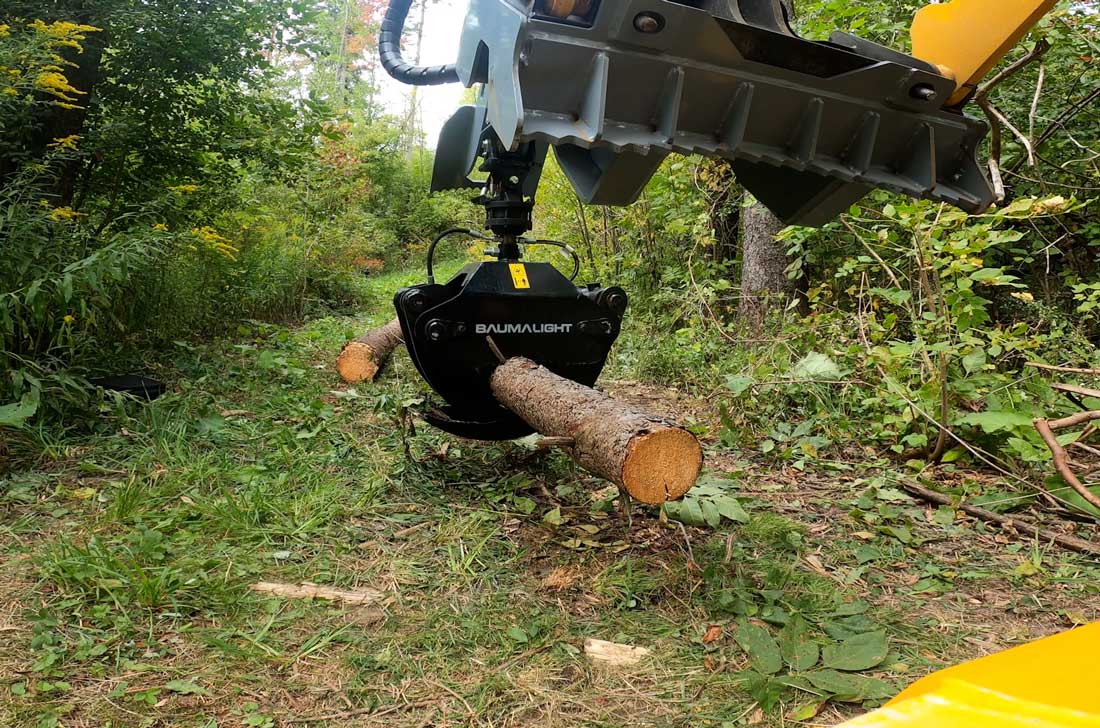 Baumalight Mini Skid-Steer Log Grapple w/ Rotator | Model LMR316G | Width 34" | 5-20 GPM | For Mini Skid Steers