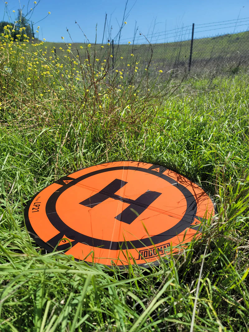 Hoodman Weighted Trifold Drone Landing Pad | Model LP21 | Size 21" | Compact & Durable | For DJI, Mavic & Mini Drones