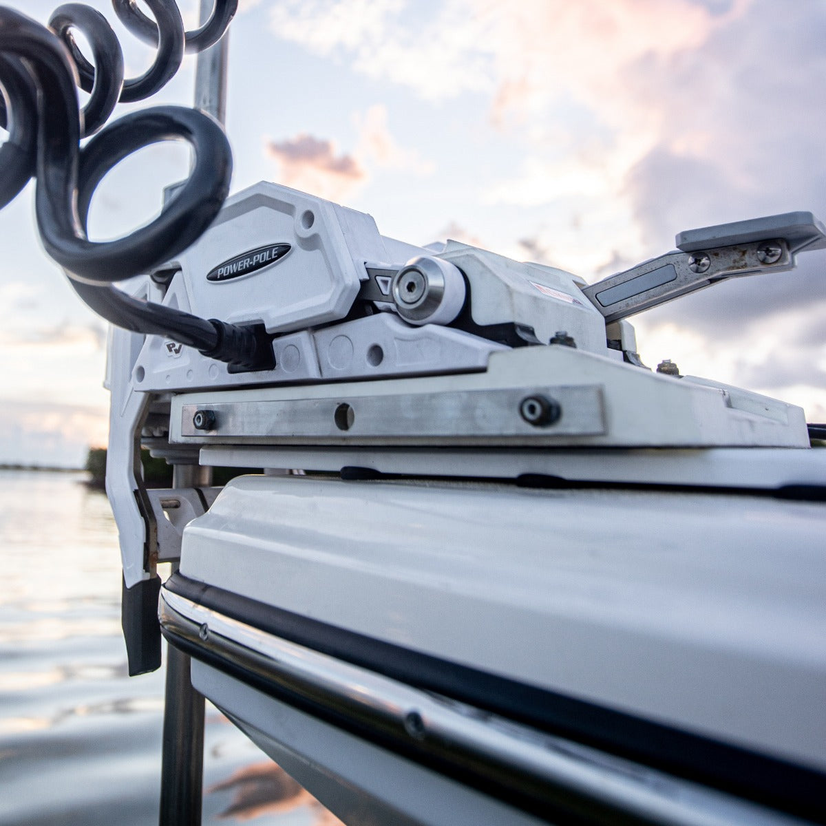 Power Pole | Trolling Motor | Move PV | Brushless Motor | 72” Shaft | 78 - 100 lbs Thrust | 24V - 36V | Saltwater & Freshwater Bow-Mount