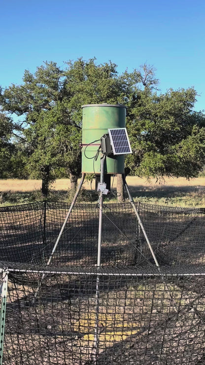 Pig Brig Brig Baiter Remote High-Volume Feeder | 100 lb Capacity