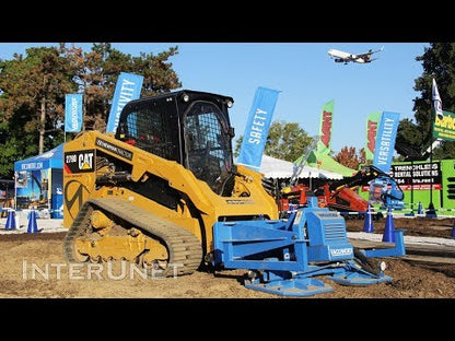 Vacuworx Compact Modular Vacuum Lifting System | Model CM 3 | Width 23" | Lift Capacity 6,600 lb | 10 GPM | For Skid Steer & Track Loader