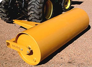 Hoelscher Inc. 4', 5', 6' & 8' Land Smooth Roller Pull Type | 25-50 HP | For Tractor