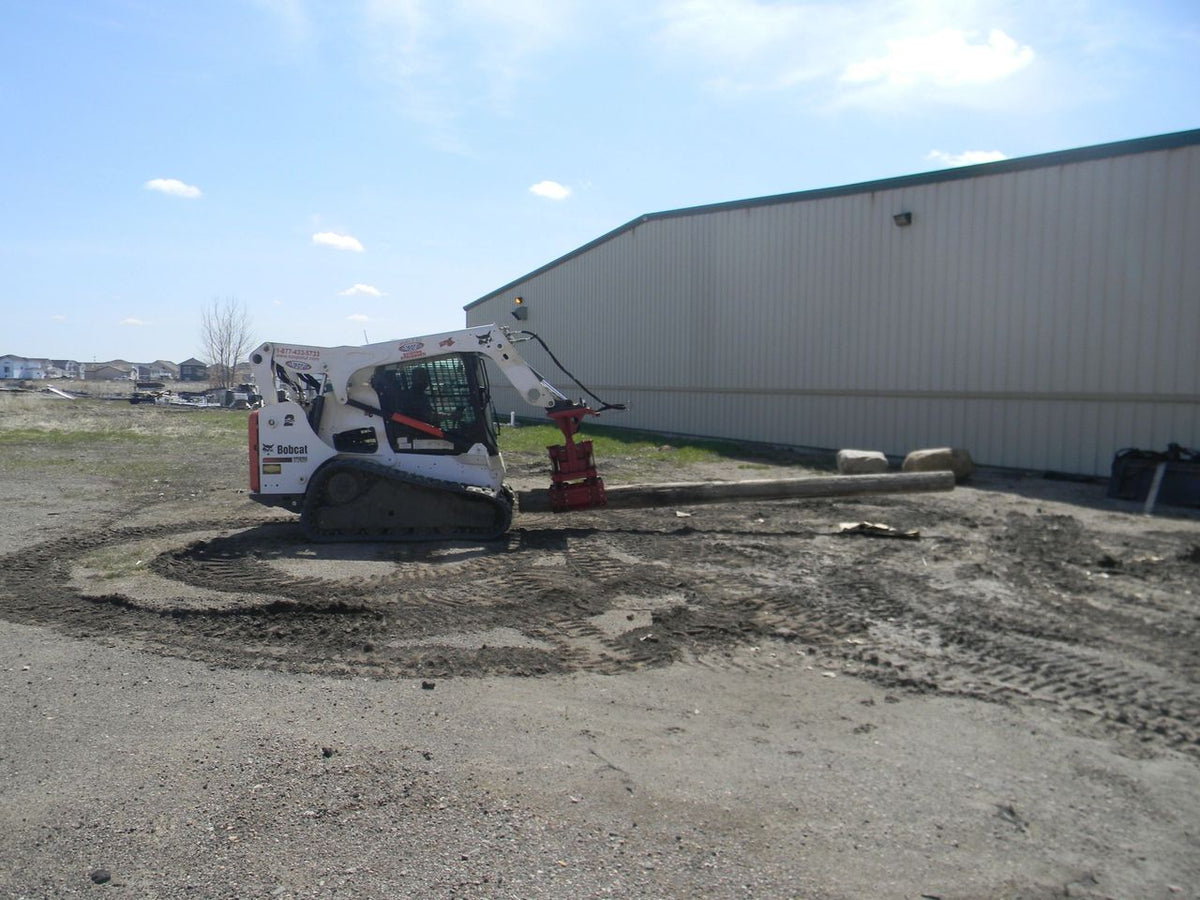 Ez Spot UR Attachment Double Pole Claw | Model EZ-0008 | Jaw Opening 14" | 20–30 GPM | 3–5 Tons | For Skid Steer, Compact Track Loaders, Wheel Loaders, Excavators, Mini Excavators, Telehandlers & Backhoes