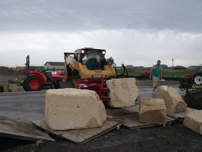 Ez Spot Ur Attachment 5 Finger Rock & Tree Hand | Model EZ-2010 | 42" Opening | 20–30 GPM | 3–5 Ton | For Skid Steer, Compact Track Loaders, Wheel Loaders, Excavators, Mini Excavators, Telehandlers & Backhoes