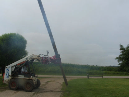 Ez Spot UR Attachment Double Pole Claw | Model EZ-0008 | Jaw Opening 14" | 20–30 GPM | 3–5 Tons | For Skid Steer, Compact Track Loaders, Wheel Loaders, Excavators, Mini Excavators, Telehandlers & Backhoes