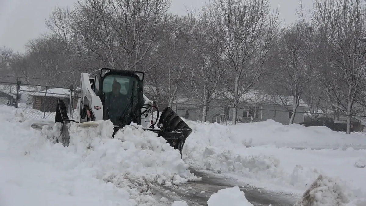 EZ Spot UR Attachment Snow Plow | Width 20' | 10–20 GPM | 4–6 Tons | For Skid Steer, Compact Track Loaders, Wheel Loaders, Excavators, Mini Excavators, Telehandlers & Backhoes