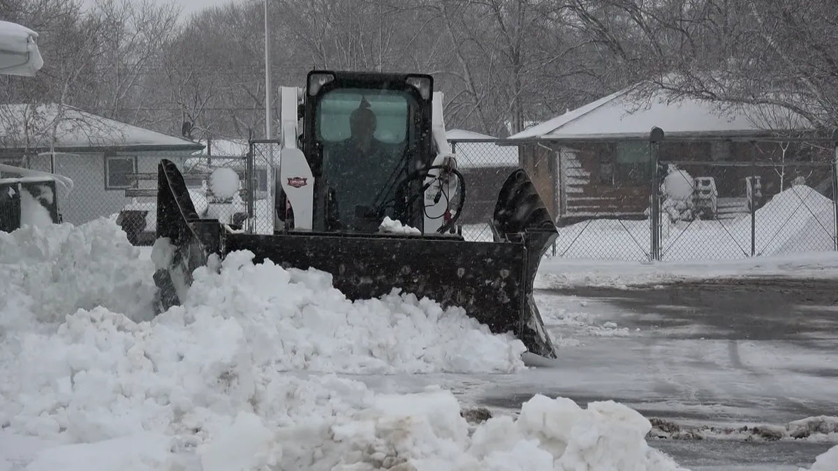 EZ Spot UR Attachment Snow Plow | Width 20' | 10–20 GPM | 4–6 Tons | For Skid Steer, Compact Track Loaders, Wheel Loaders, Excavators, Mini Excavators, Telehandlers & Backhoes