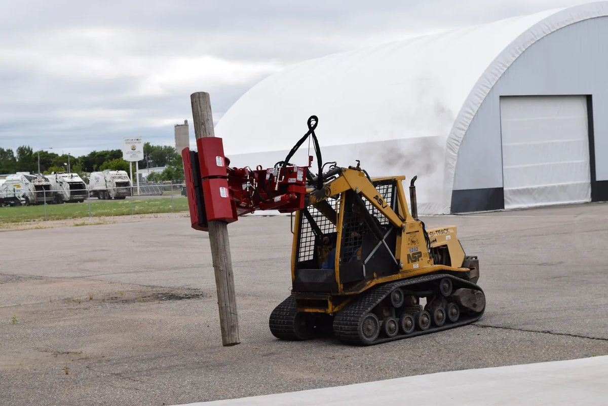 Ez Spot Ur Attachment Heavy Duty Pole Setter | Model EZ-HD08 | Jaw Opening 21" | 20–30 GPM | 3–5 Tons | For Skid Steer, Compact Track Loaders, Wheel Loaders, Excavators, Mini Excavators, Telehandlers & Backhoes