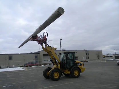 Ez Spot Ur Attachment Heavy Duty Pole Setter | Model EZ-HD08 | Jaw Opening 21" | 20–30 GPM | 3–5 Tons | For Skid Steer, Compact Track Loaders, Wheel Loaders, Excavators, Mini Excavators, Telehandlers & Backhoes