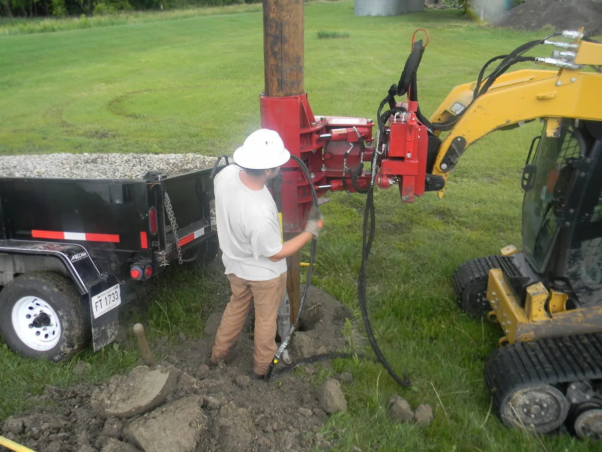 Ez Spot Ur Attachment Heavy Duty Pole Setter | Model EZ-HD08 | Jaw Opening 21" | 20–30 GPM | 3–5 Tons | For Skid Steer, Compact Track Loaders, Wheel Loaders, Excavators, Mini Excavators, Telehandlers & Backhoes