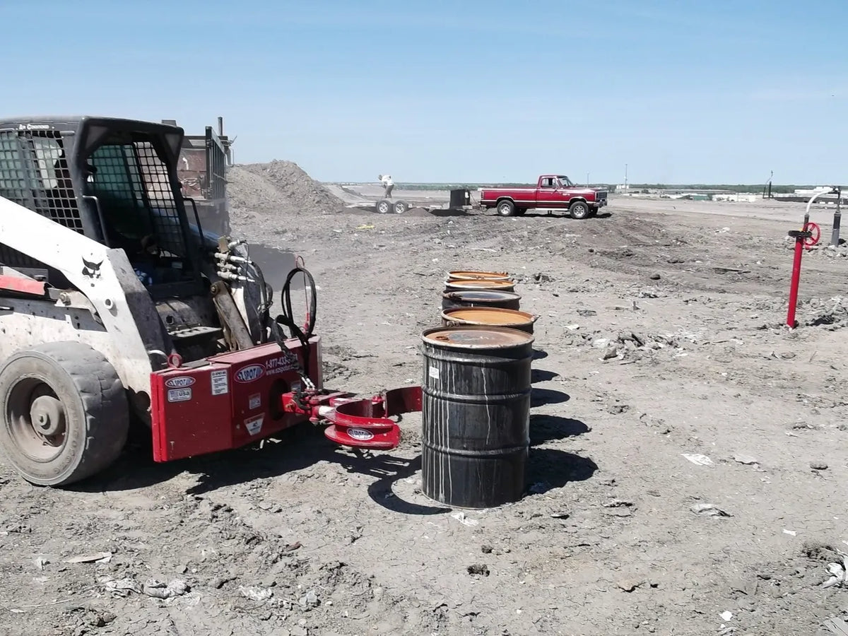 EZ Spot UR Attachment Barrel Handler | Model EZ-0002 | Jaw Opening 21"–39.5" | 20–30 GPM | 3–5 Ton | For Skid Steer, Compact Track Loaders, Wheel Loaders, Excavators, Mini Excavators, Telehandlers & Backhoes