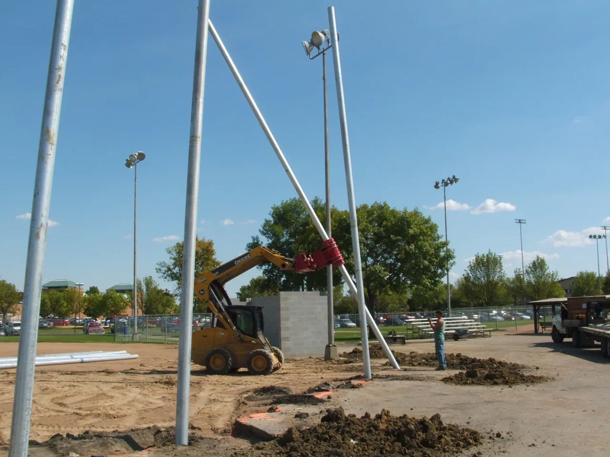 Ez Spot Ur Attachment Heavy Duty Pole Setter | Model EZ-HD08 | Jaw Opening 21" | 20–30 GPM | 3–5 Tons | For Skid Steer, Compact Track Loaders, Wheel Loaders, Excavators, Mini Excavators, Telehandlers & Backhoes