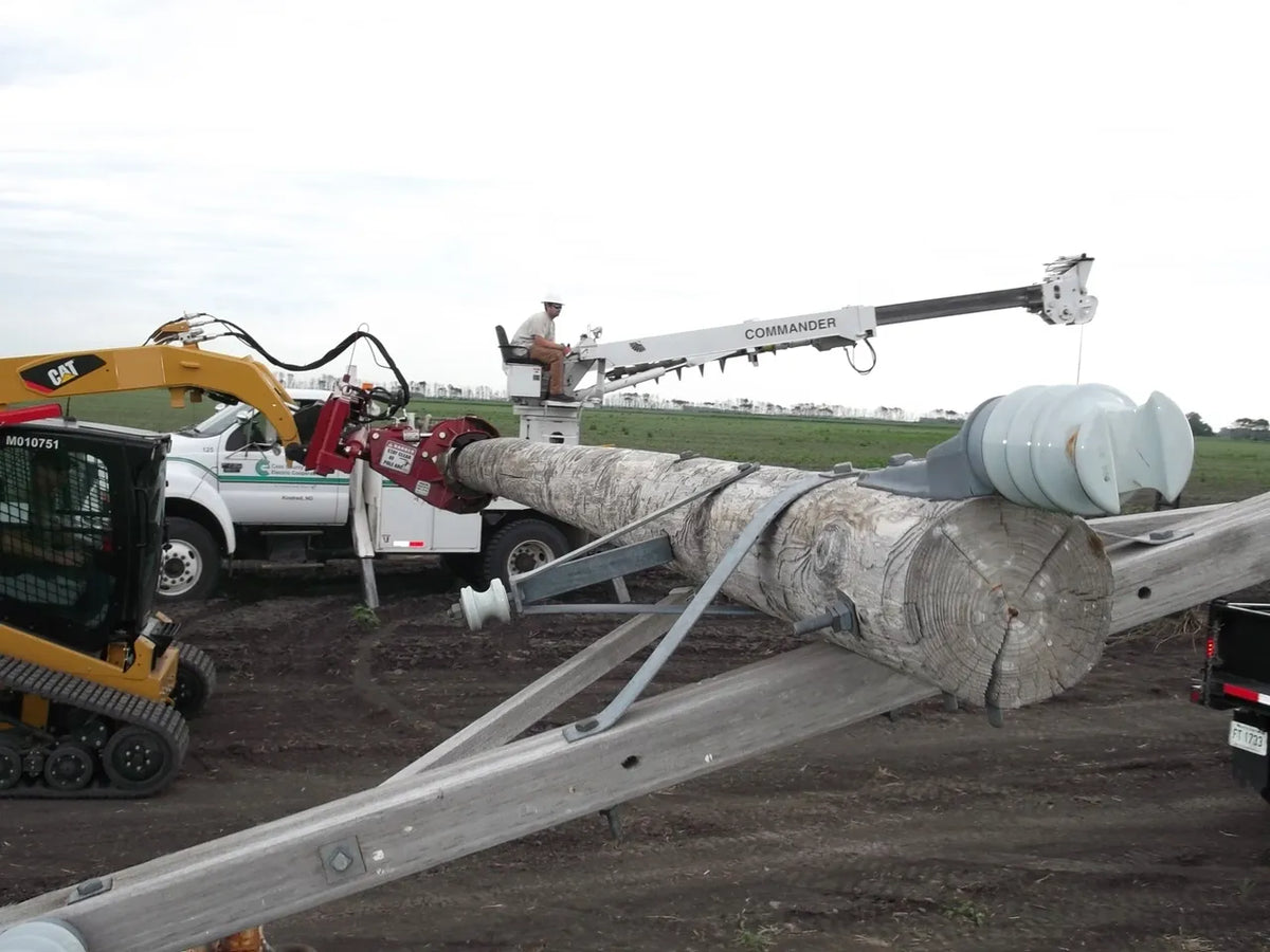 Ez Spot Ur Attachment Heavy Duty Pole Setter | Model EZ-HD08 | Jaw Opening 21" | 20–30 GPM | 3–5 Tons | For Skid Steer, Compact Track Loaders, Wheel Loaders, Excavators, Mini Excavators, Telehandlers & Backhoes