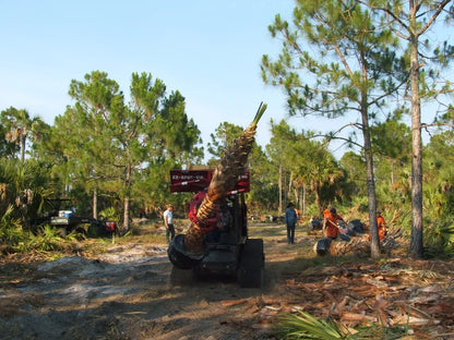 Ez Spot UR Attachment 3 Finger Rock & Tree Hand | Model EZ-0010 | 20–30 GPM | 3–5 Tons | For Skid Steer, Compact Track Loaders, Wheel Loaders, Excavators, Mini Excavators, Telehandlers & Backhoes