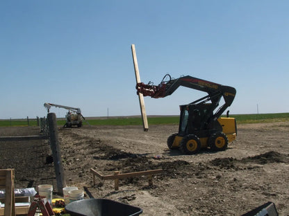 Ez Spot UR Attachment Double Pole Claw | Model EZ-0008 | Jaw Opening 14" | 20–30 GPM | 3–5 Tons | For Skid Steer, Compact Track Loaders, Wheel Loaders, Excavators, Mini Excavators, Telehandlers & Backhoes