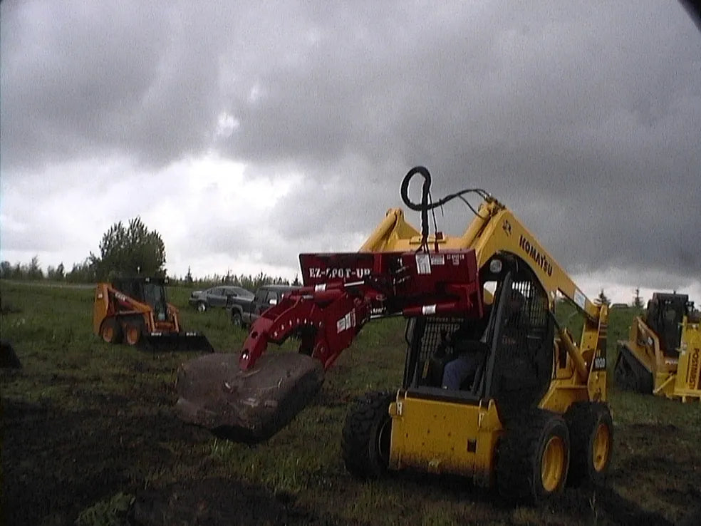 Ez Spot UR Attachment 3 Finger Rock & Tree Hand | Model EZ-0010 | 20–30 GPM | 3–5 Tons | For Skid Steer, Compact Track Loaders, Wheel Loaders, Excavators, Mini Excavators, Telehandlers & Backhoes