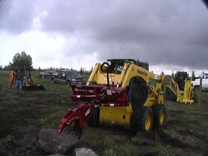 Ez Spot UR Attachment 3 Finger Rock & Tree Hand | Model EZ-0010 | 20–30 GPM | 3–5 Tons | For Skid Steer, Compact Track Loaders, Wheel Loaders, Excavators, Mini Excavators, Telehandlers & Backhoes
