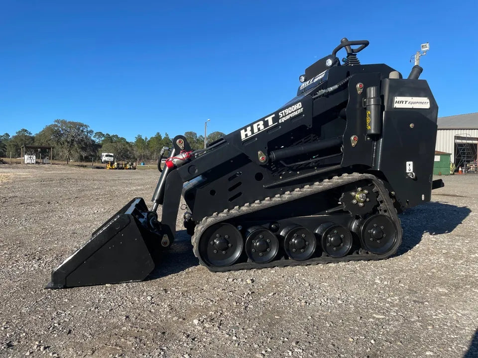 KRT Equipment Compact Track Loader | Model ST 900 HD | Loading Capacity 1,102 Lbs | 25 HP | For Mini Skid Steer