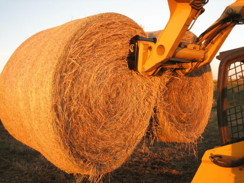 CL Fabrication EZ Bale Spears | Width 60"-102" inches | Oil Flow Range 15-25 GPM | For Skid Steer Loaders