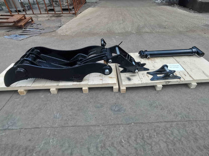 Bedrock Attachments Pin Grabber Thumb | Model EPT70-PG4T36 | Width 27.6" | Pin Size 70mm | 4 Teeth | Machine Size 15-18 Ton | For Excavators
