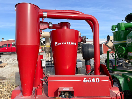 Farm King Grain Vacs | 6640 Model | Size 8" 51' | Horsepower 110 HP | For Tractors