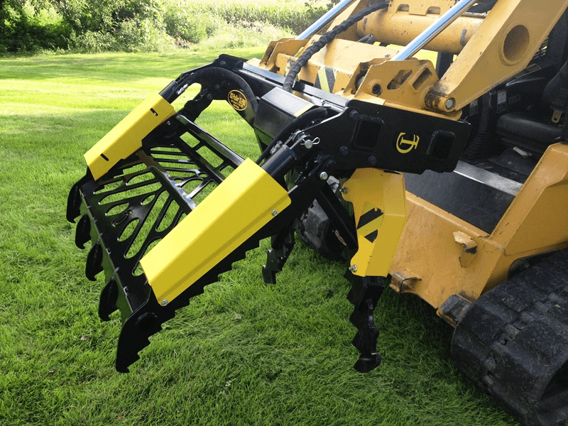 CL Fabrication EZ Puller Grapple/Guard | Width 48" inches | Oil Flow Range 15-25 GPM | For Skid Steer