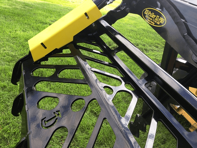 CL Fabrication EZ Puller Grapple/Guard | Width 48" inches | Oil Flow Range 15-25 GPM | For Skid Steer