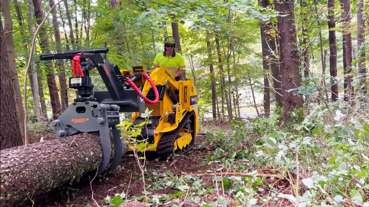 Baumalight Mini Track Loader | Model TRL630D | 24.8 HP Kubota | 2-Speed | 10.5 GPM