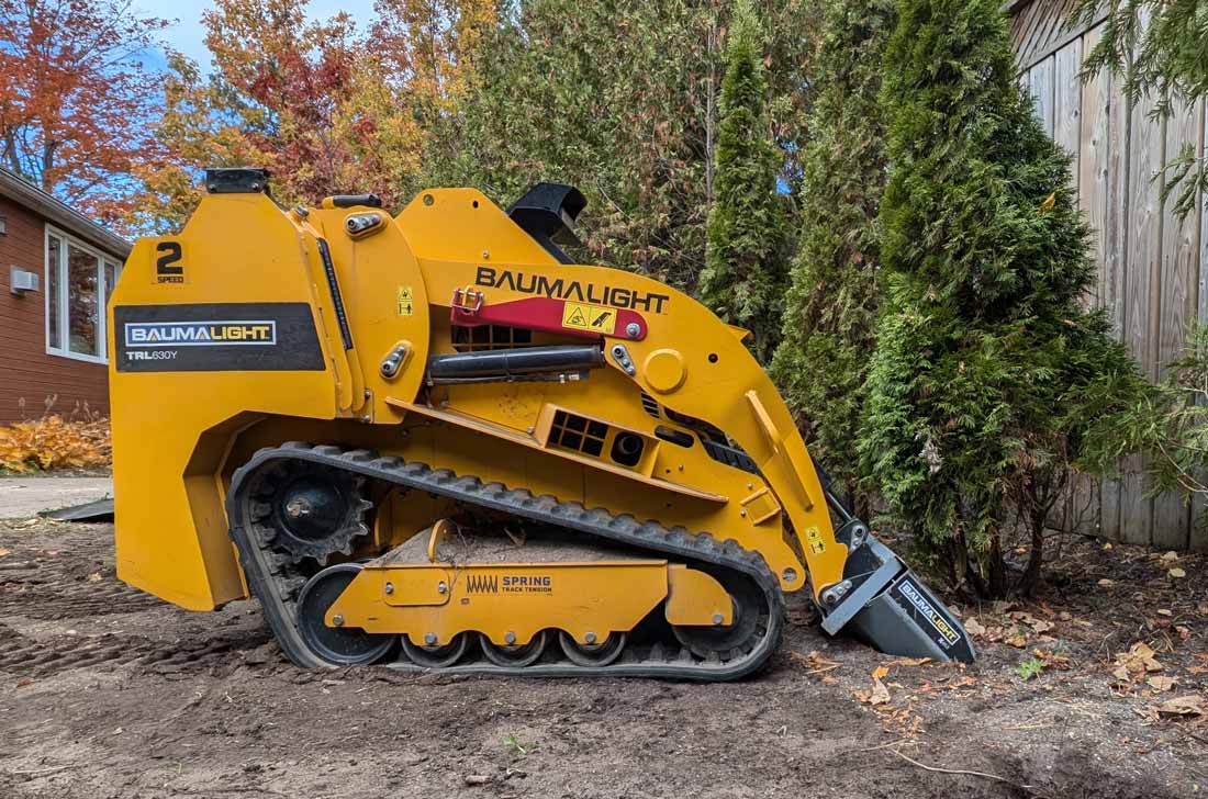Baumalight Mini Track Loader | Model TRL630Y | Width 40" | Yanmar 22.8 HP | 2-Speed | 10.5 GPM