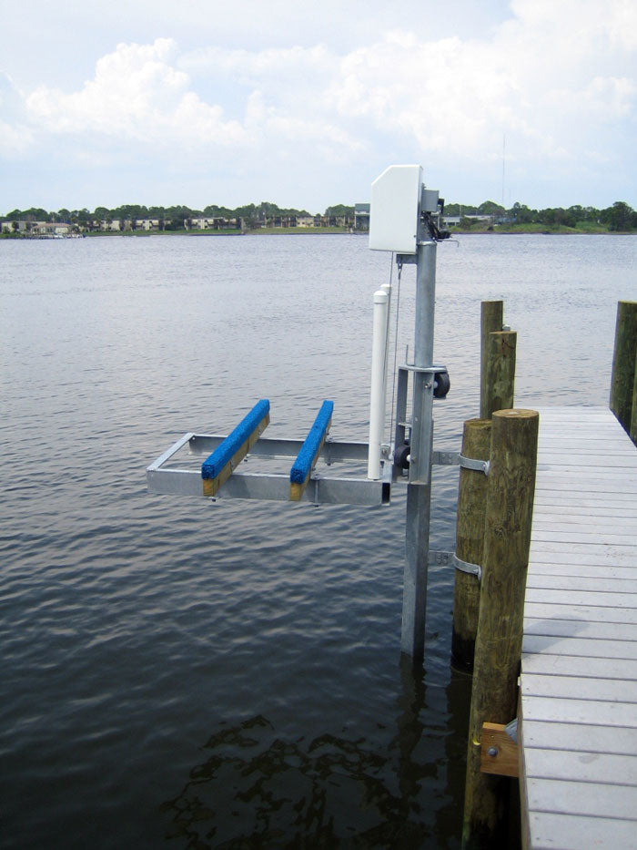 Boat Lift Distributors 1250 BLD Twister