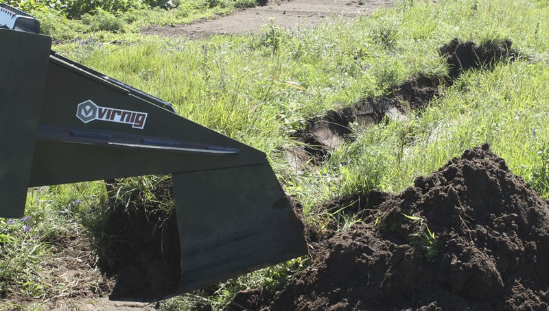 Virnig Skid Steer U-Blade | Models UBV26, UBV30 & UBV36 | Widths 26" To 36" | Hydraulic Flow 15 To 25 GPM | For Skid Steer