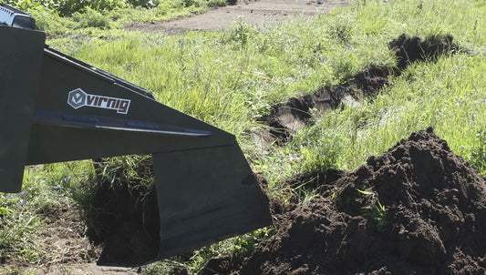 Virnig Skid Steer U-Blade | Models UBV26, UBV30 & UBV36 | Widths 26" To 36" | Hydraulic Flow 15 To 25 GPM | For Skid Steer