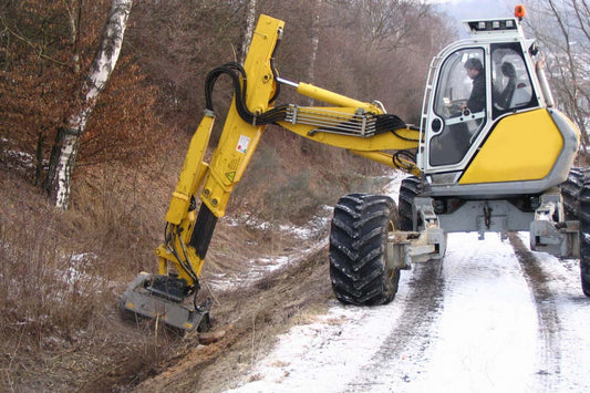 FAE | UML/HY, UML/HY/VT & UML/HY/SONIC Forestry Mulcher | Models 100 To 150 | Width 43.4" to 62.3" Inches | Machine Size 7 To 15 Ton | For Excavators