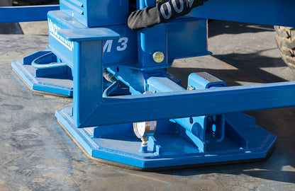 Vacuworx Compact Modular Vacuum Lifting System | Model CM 3 | Width 23" | Lift Capacity 6,600 lb | 10 GPM | For Skid Steer & Track Loader