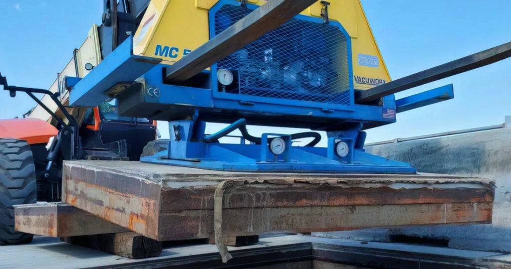 Vacuworx Vacuum Lifter | Model MC 3 & MC 5 / MC 5H | Width 18.5" To 20" | 3 To 5 Ton | 15 To 30 GPM | For Excavators & Loaders